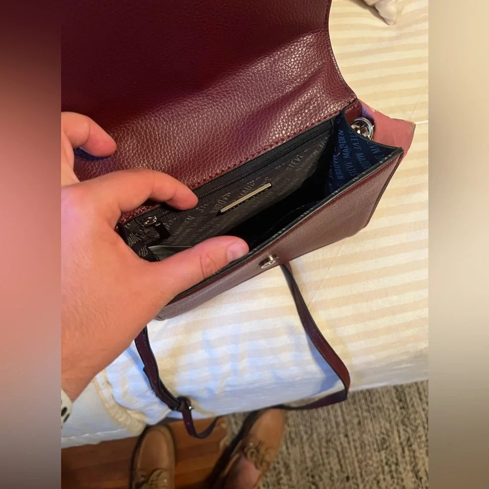 Steve Madden Bjill Top Handle Maroon Purse - Picture 6 of 11